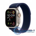 Watch Ultra 2 GPS + Cellular, koperta 49 mm z tytanu w kolorze naturalnym z opaską Trial S/M w kolorze niebieskim Watch Ultra 2 GPS + Cellular, koperta 49 mm z tytanu w kolorze naturalnym z opaską Trial S/M w kolorze niebieskim