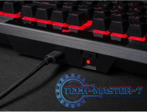 Klawiatura przewodowa K70 RGB Pro Black PBT Keycaps Klawiatura przewodowa K70 RGB Pro Black PBT Keycaps