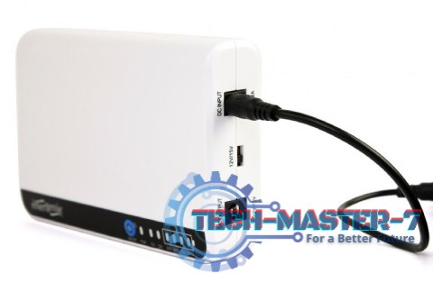 Zasilacz awaryjny DC-DC 12V/15V 18W 2200 mAh x3 Zasilacz awaryjny DC-DC 12V/15V 18W 2200 mAh x3