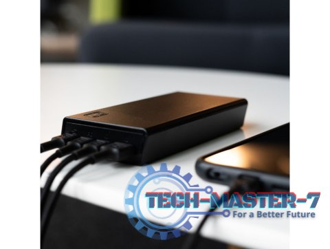 Powerbank PowerPlay 20S Czarny 20000mAh 22,5W 3x USB-C 1x USB-A Powerbank PowerPlay 20S Czarny 20000mAh 22,5W 3x USB-C 1x USB-A